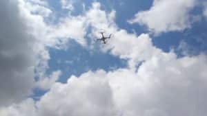 Drone Potensic T35 en plein vol