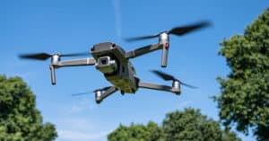 Black friday : drone Dji mavic mini 2 en vol