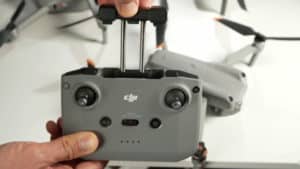 Radiocommande du drone Dji mavic air 2s pris sans le smartphone